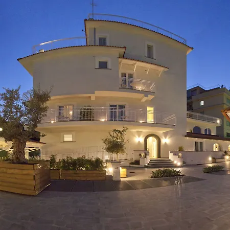 Bed & Breakfast Maison Kalea 4*