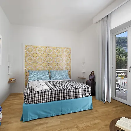 Maison Kalea 4* Сорренто