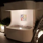 Bed and Breakfast Maison Kalea 4*