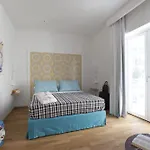 Bed and Breakfast Maison Kalea 4*