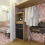 Bed and Breakfast Maison Kalea 4*