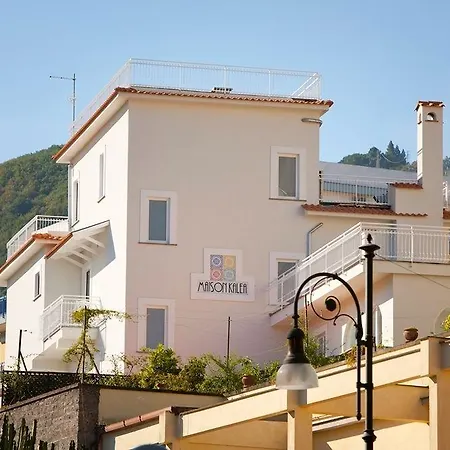 Maison Kalea Bed & Breakfast