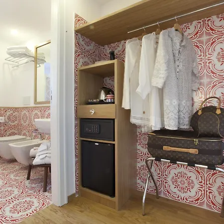 Alojamento de Acomodação e Pequeno-almoço Maison Kalea 4*