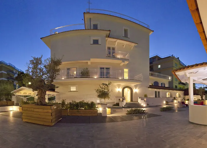 Bed and Breakfast Maison Kalea 4*